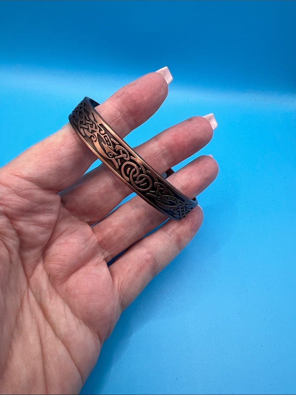 Copper Magnetic Therapy Cuff Bracelet - Brown Metallic